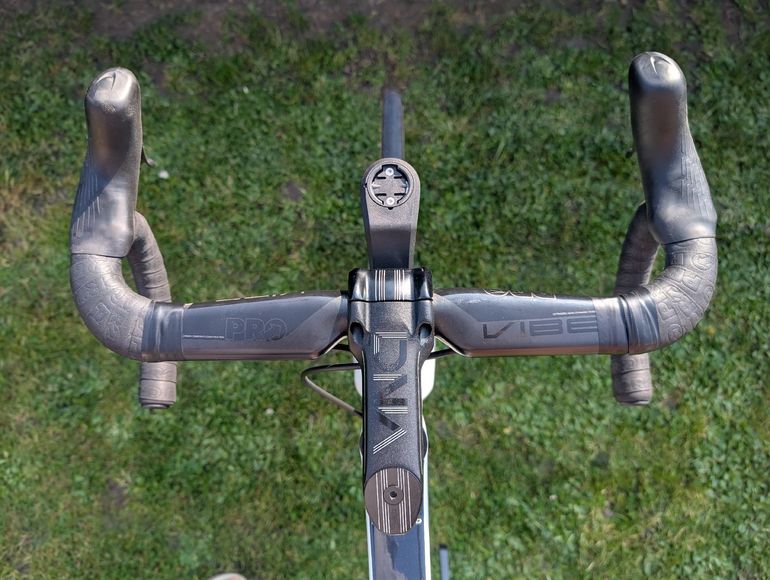 Used Colnago V3 Shimano Ultegra Di2 2021 Road & Gravel — image 4 of 10