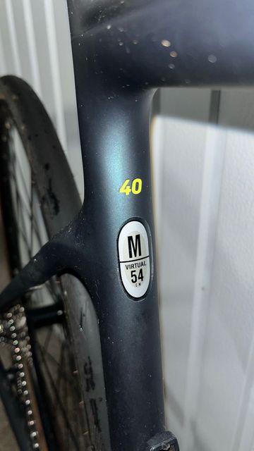 Used Scott Addict 40 2022 2022 Road & Gravel, Green — image 5 of 6