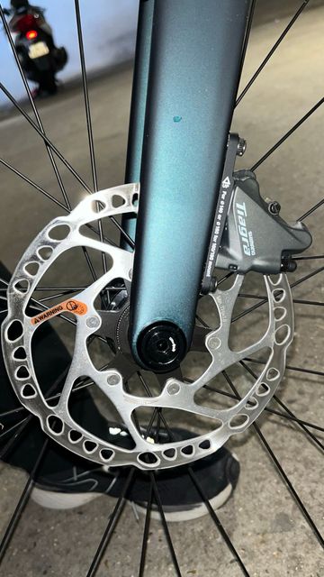 Used Scott Addict 40 2022 2022 Road & Gravel, Green — image 3 of 6