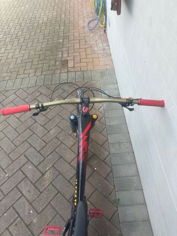 Used Focus Sam SRAM GX 2018 Mountainbike, Black — image 9 of 9