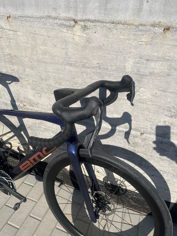 Used BMC Roadmachine 01 ONE 2026 2026 Road & Gravel, Blue — image 4 of 8
