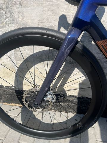 Used BMC Roadmachine 01 ONE 2026 2026 Road & Gravel, Blue — image 7 of 8