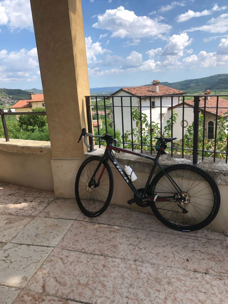 Used Trek Emonda Shimano Ultegra 2019 Road & Gravel — image 1 of 4