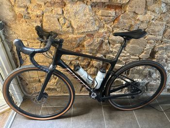 Used Giant Revolt Shimano Tiagra 2022 Road & Gravel, Negro — image 2 of 9