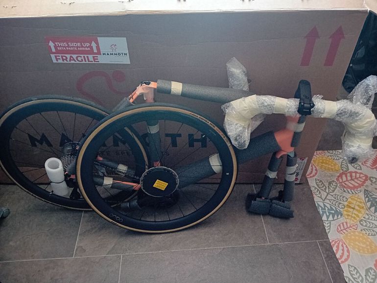 Used Orbea ORCA M20iLTD 2024 2024 Road & Gravel — image 3 of 6