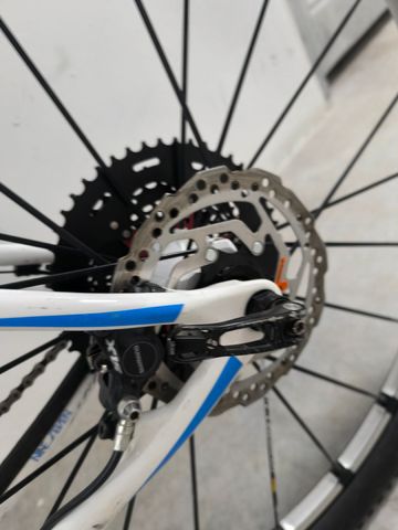 Trek Superfly 9.7 2014 2014 Mountainbike usato, Bianco — immagine 8 di 10