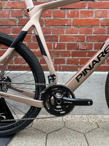 Pinarello Grevil Shimano GRX 2024 Road & Gravel usato, Grigio chiaro — immagine 3 di 16