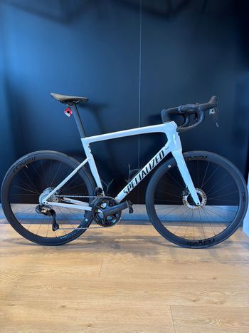 Specialized, Tarmac SL8 Expert - Shimano Ultegra Di2 2025