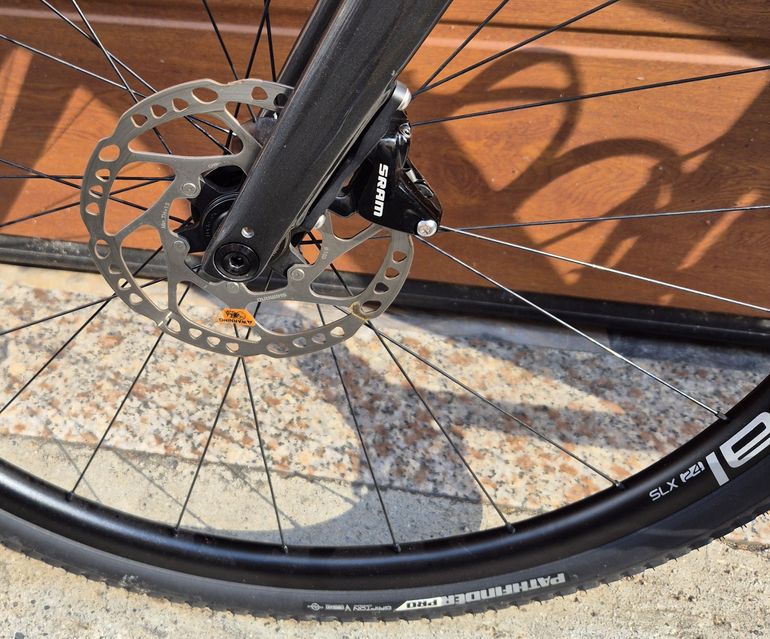 Used Specialized Diverge Expert Carbon 2024 Road & Gravel, Light Gray — image 9 of 10