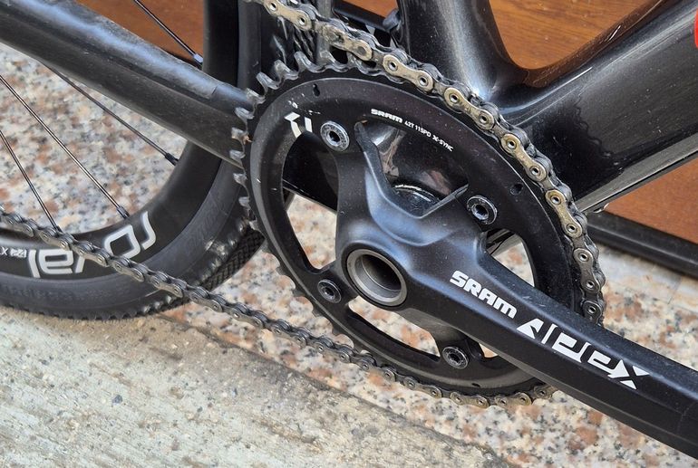 Used Specialized Diverge Expert Carbon 2024 Road & Gravel, Light Gray — image 5 of 10