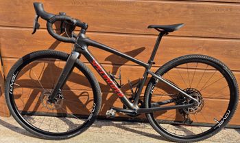 Used Specialized Diverge Expert Carbon 2024 Road & Gravel, Light Gray — image 2 of 10
