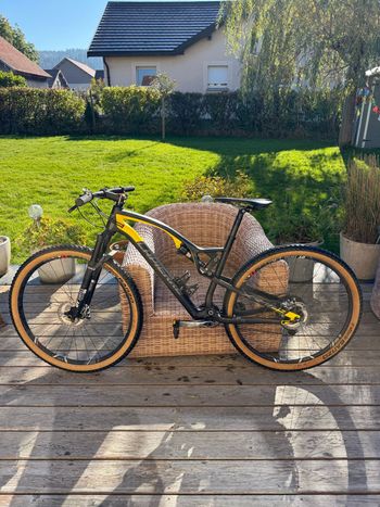 Used Lapierre Xr Shimano Deore XT 2017 Mountainbike, Black — image 1 of 3
