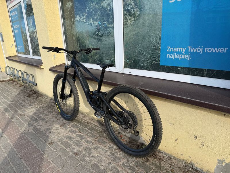 Tweedehands Specialized Enduro Elite 2020 2020 Mountainbike — afbeelding 6 van 9