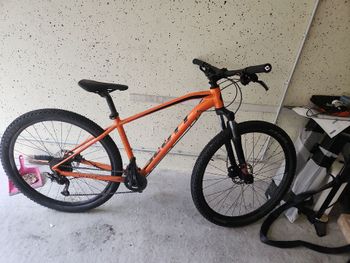 Scott, Aspect 950 2024
