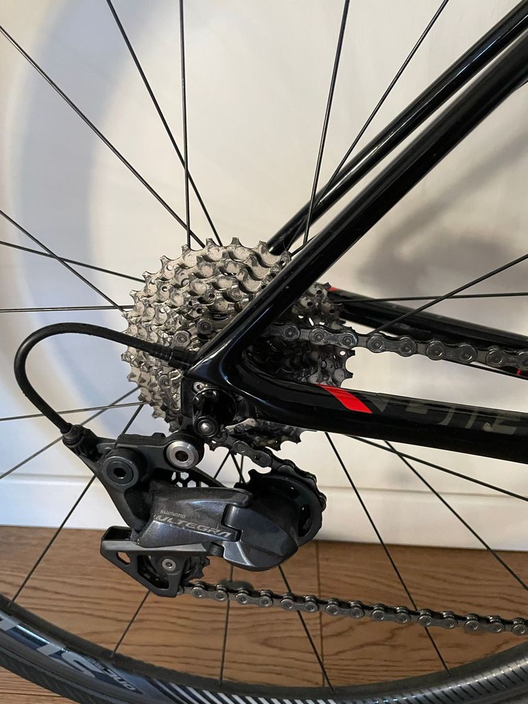 Used Giant TCR Advanced Pro 1 2018 2018 Road & Gravel, Red — image 4 of 5
