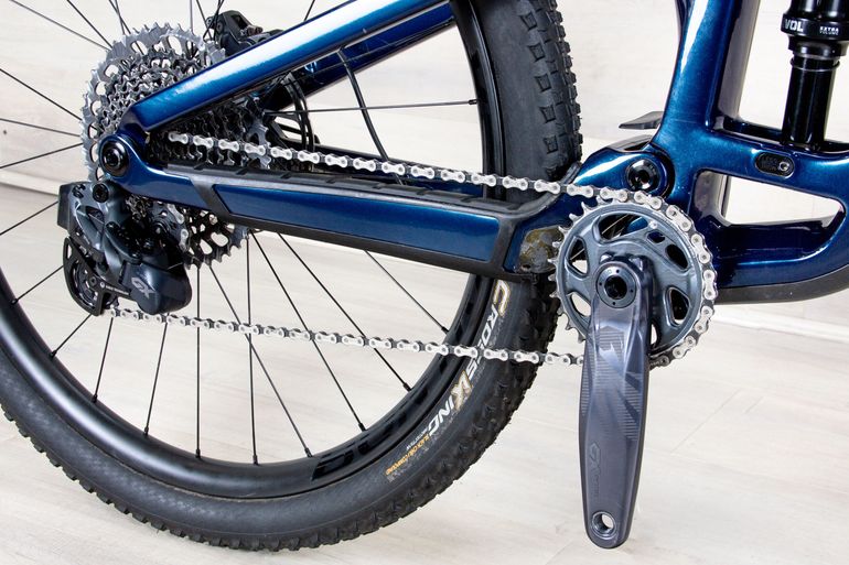 Used Trek Fuel EX 9.8 2023 Mountainbike, Blue — image 7 of 18