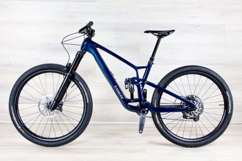 Used Trek Fuel EX 9.8 2023 Mountainbike, Blue — image 2 of 18