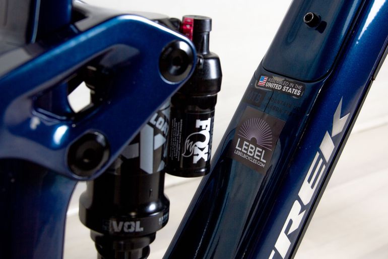 Used Trek Fuel EX 9.8 2023 Mountainbike, Blue — image 4 of 18