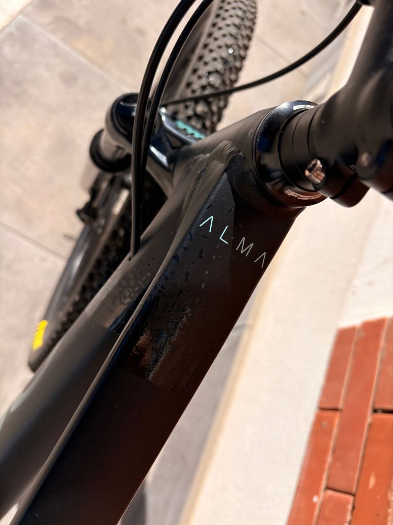 Gebrauchtes Orbea ALMA H30 2022 2022 Mountainbike, Schwarz, 29 — Bild 5 von 13