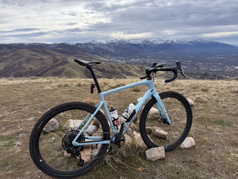 Used Specialized Diverge Expert Carbon SRAM Rival ETAP AXS 2022 Road & Gravel, Blue — image 3 of 3