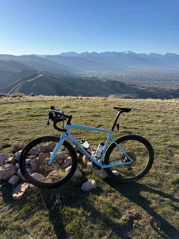 Used Specialized Diverge Expert Carbon SRAM Rival ETAP AXS 2022 Road & Gravel, Blue — image 2 of 3