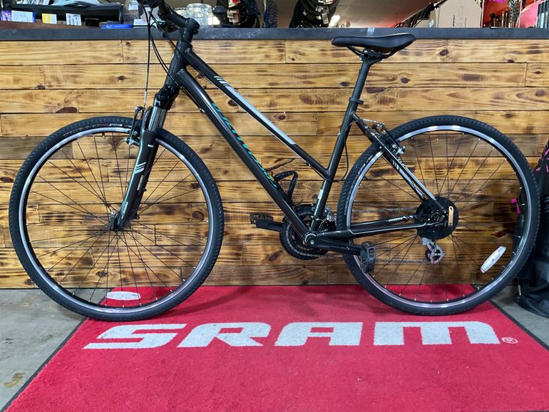 Used Specialized Ariel Step Through 2016 2016 Urban, Light Gray — image 3 of 8