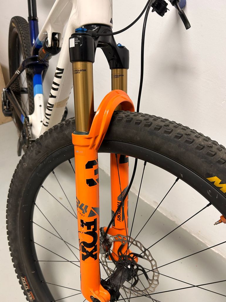 Used Canyon CFR TEAM (a La Carta) 2023 Mountainbike, White — image 9 of 23