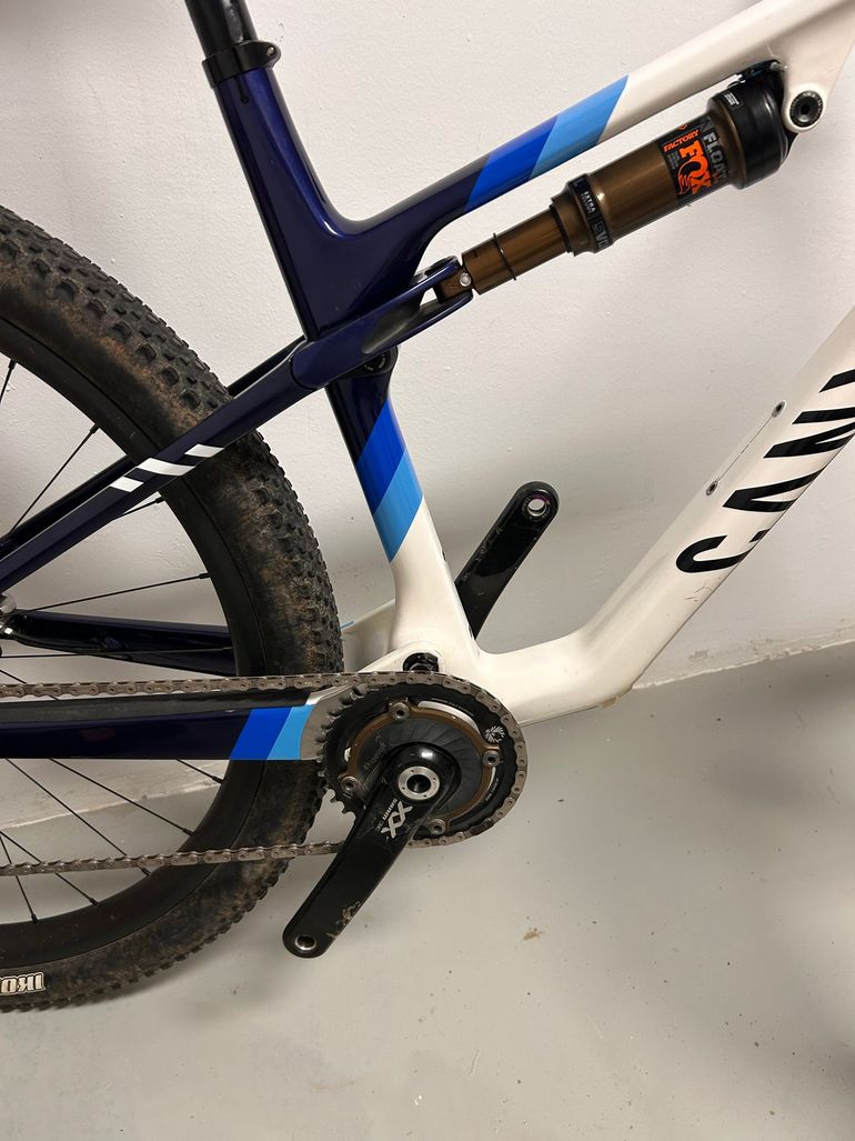 Used Canyon CFR TEAM (a La Carta) 2023 Mountainbike, White — image 8 of 23