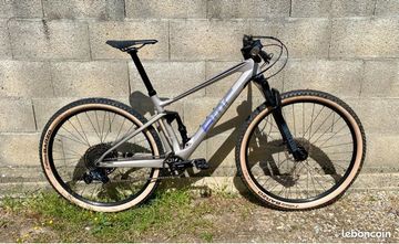Used BMC Fourstroke Other SRAM 2023 Mountainbike, Light Gray — image 3 of 5