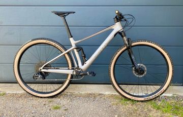 Used BMC Fourstroke Other SRAM 2023 Mountainbike, Light Gray — image 5 of 5