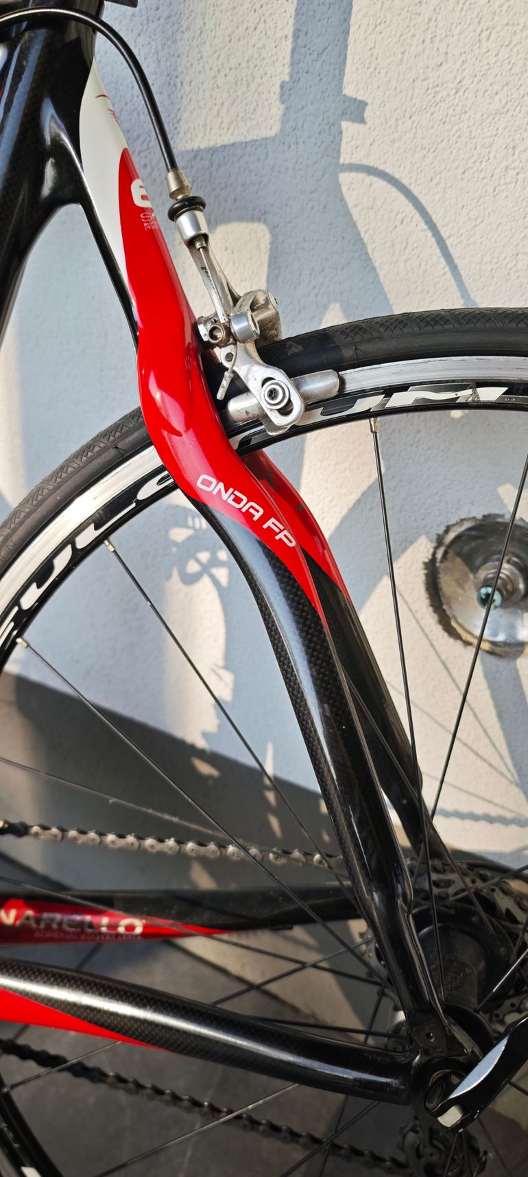 Used Pinarello FP 6 Cadre Carbone 2009 Road & Gravel, Red — image 5 of 5
