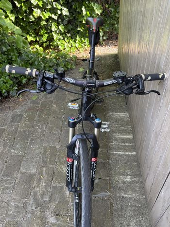 Used CUBE Ltd Shimano Deore XT 2012 Mountainbike, Black — image 2 of 3