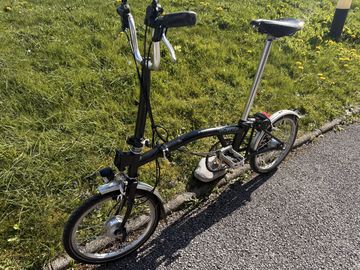 Brompton C Line Explore Mid 2022 Frameset 2022 Urban usato, Nero — immagine 2 di 9