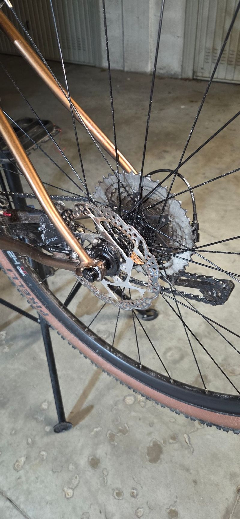 Used Bressan Custom Shimano GRX 2023 Road & Gravel, Red — image 6 of 9