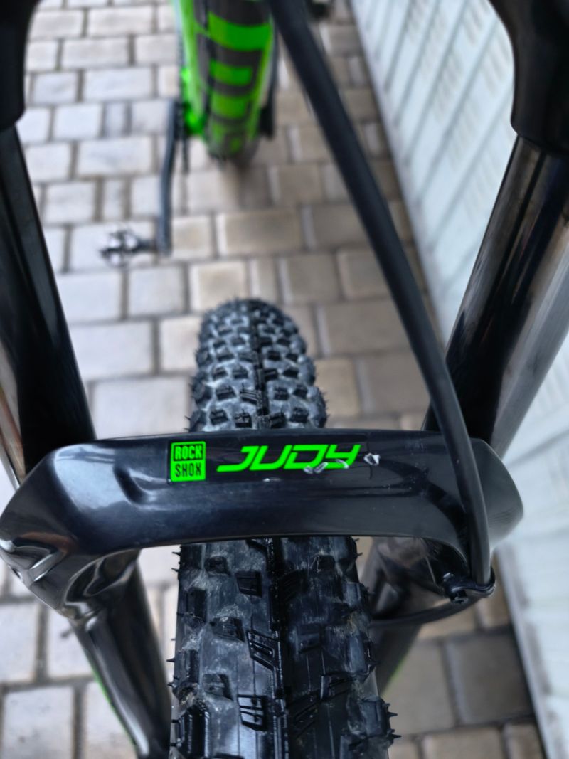Used Scott Spark 970 2021 2021 Mountainbike, Green, 29 — image 7 of 9