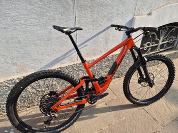 Used Specialized Enduro Comp 2023 2023 Mountainbike, Rot, 29 — image 15 of 21