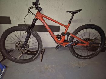 Used Specialized Enduro Comp 2023 2023 Mountainbike, Rot, 29 — image 9 of 21