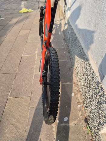 Used Specialized Enduro Comp 2023 2023 Mountainbike, Rot, 29 — image 20 of 21