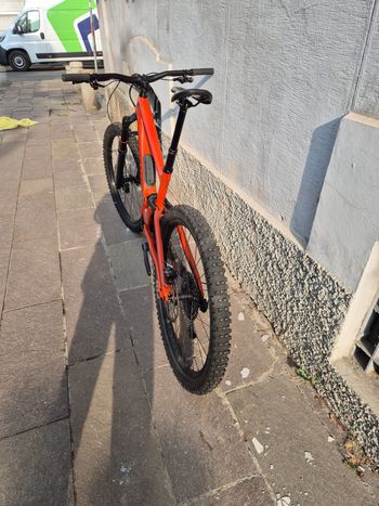 Used Specialized Enduro Comp 2023 2023 Mountainbike, Rot, 29 — image 12 of 21