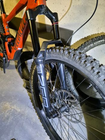 Used Specialized Enduro Comp 2023 2023 Mountainbike, Rot, 29 — image 4 of 21