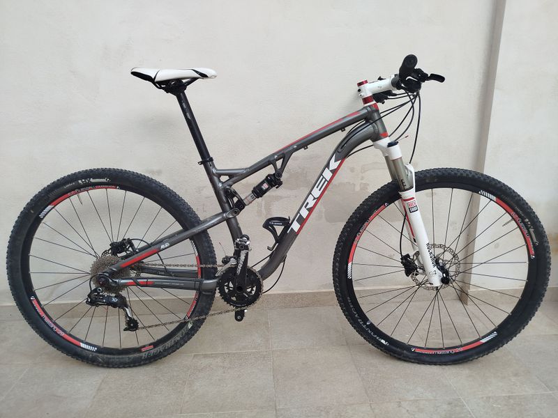 Tweedehands Trek Superfly FS 7 2014 2014 MTB