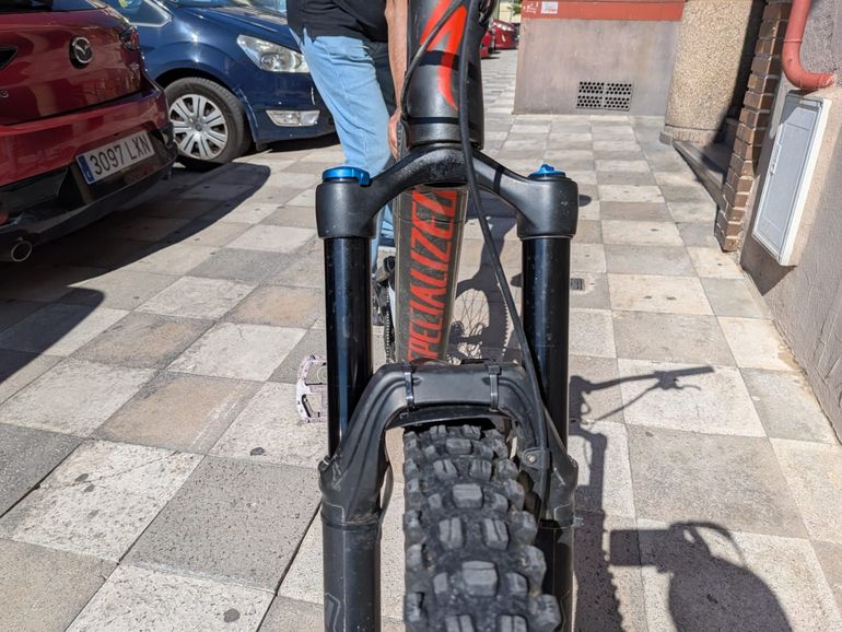 Used Specialized Stumpjumper SRAM GX Eagle 2020 Mountainbike, Black — image 8 of 19
