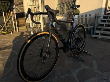 Brugt Scott Addict RC 10 2025 2025 Road & Gravel — billede 2 af 7