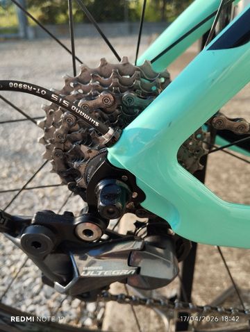 Used Bianchi Oltre Shimano Ultegra 2019 Road & Gravel, Blue — image 3 of 5