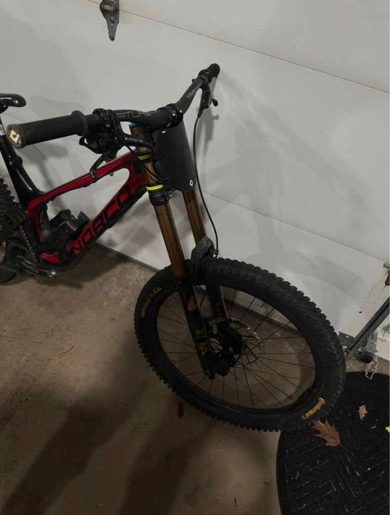 Used Norco Norco SRAM GX 2020 Mountainbike, Red — image 3 of 10