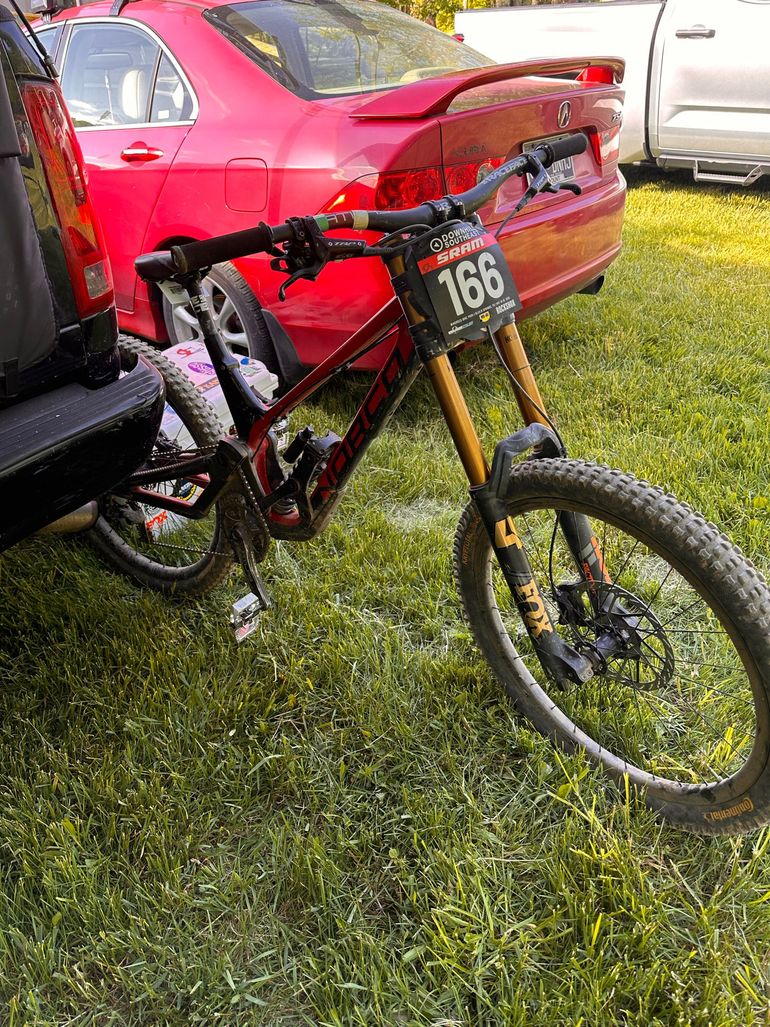 Used Norco Norco SRAM GX 2020 Mountainbike, Red — image 8 of 10
