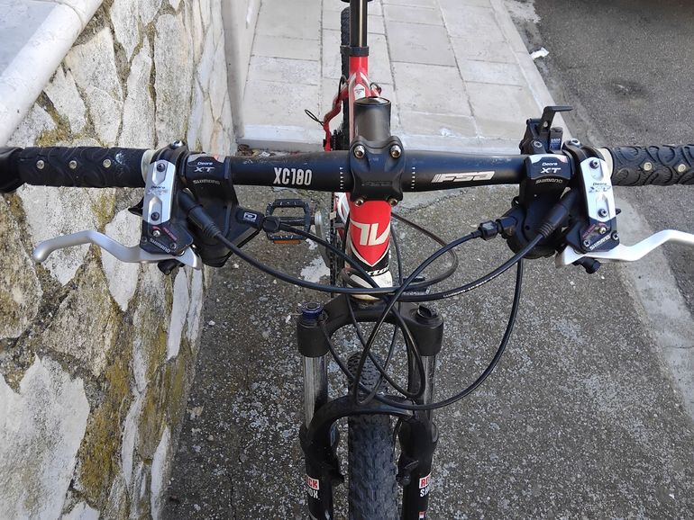 Used VKT VKT Custom Shimano Deore XT 2012 Mountainbike, Red — image 6 of 6