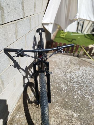 Gebrauchtes Canyon LUX Shimano Deore XT 2024 Mountainbike, Rot, 29 — Bild 8 von 23