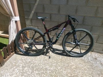 Używany Canyon LUX Shimano Deore XT 2024 Mountainbike — zdjęcie 32 z 32