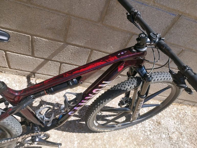 Używany Canyon LUX Shimano Deore XT 2024 Mountainbike — zdjęcie 28 z 32